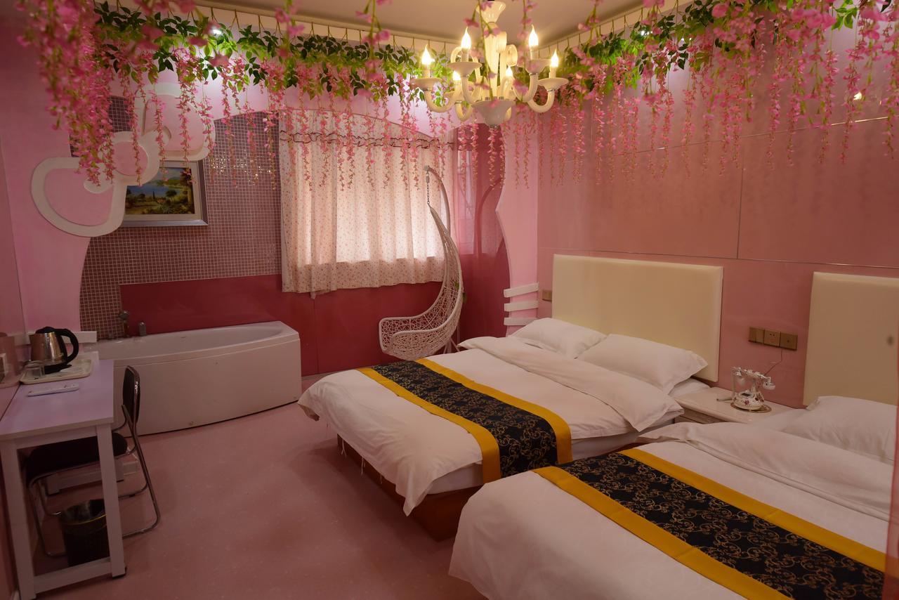 Century Hua Na Loves Boutique Hotel 青島市 エクステリア 写真