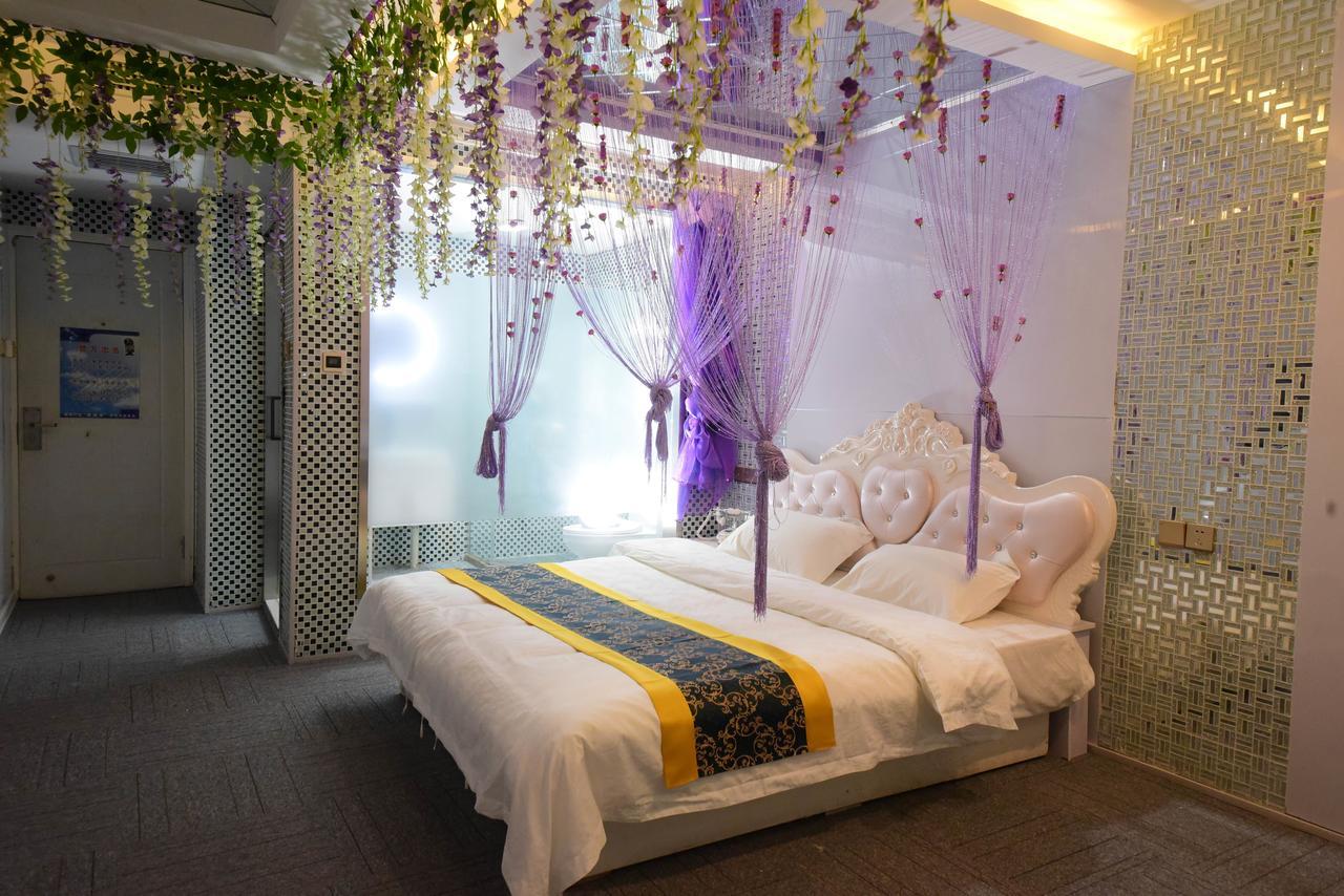 Century Hua Na Loves Boutique Hotel 青島市 エクステリア 写真
