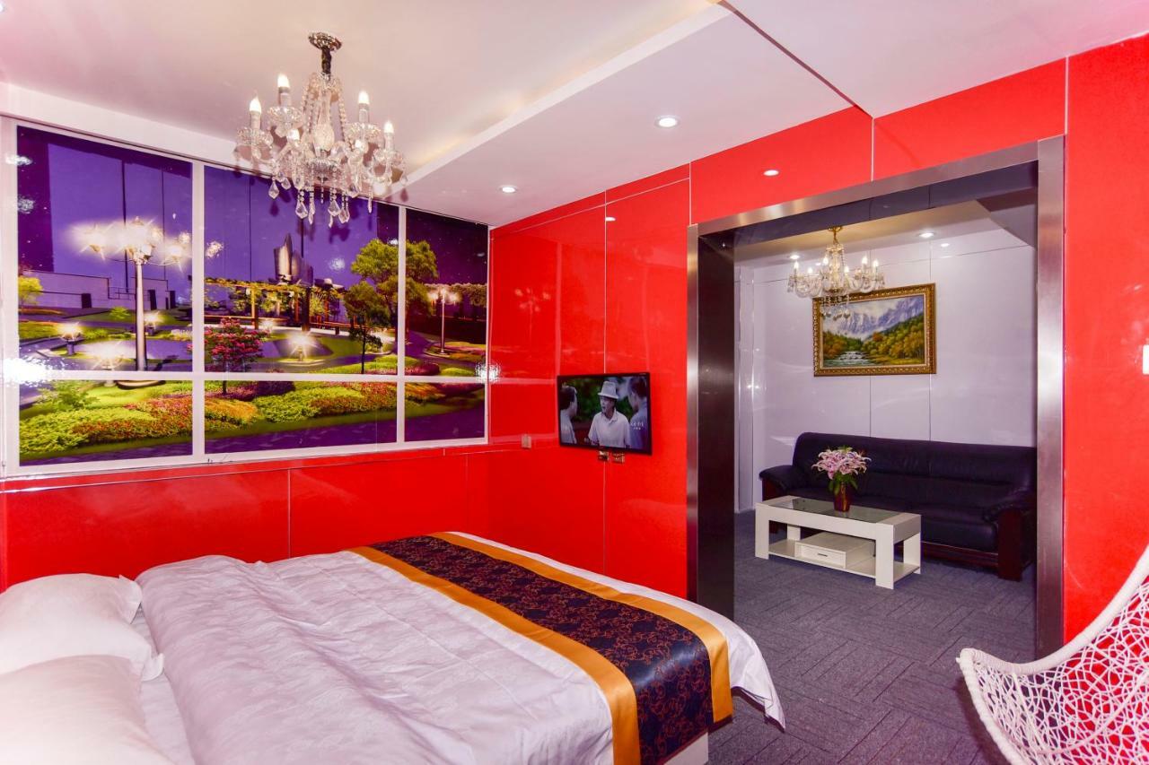 Century Hua Na Loves Boutique Hotel 青島市 エクステリア 写真